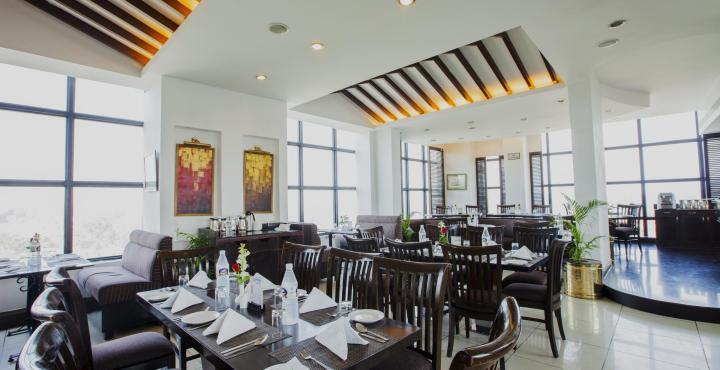 Gemini Continental, Hazratganj Hotel Lucknow Exterior photo