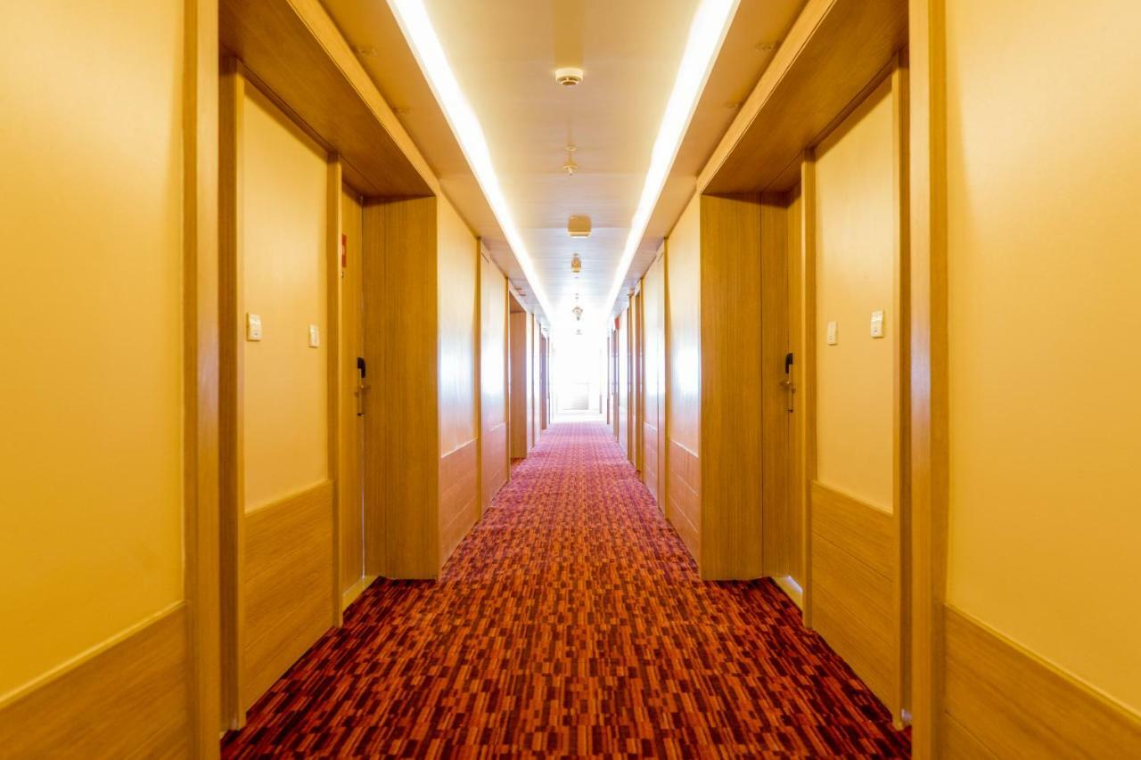 Gemini Continental, Hazratganj Hotel Lucknow Exterior photo